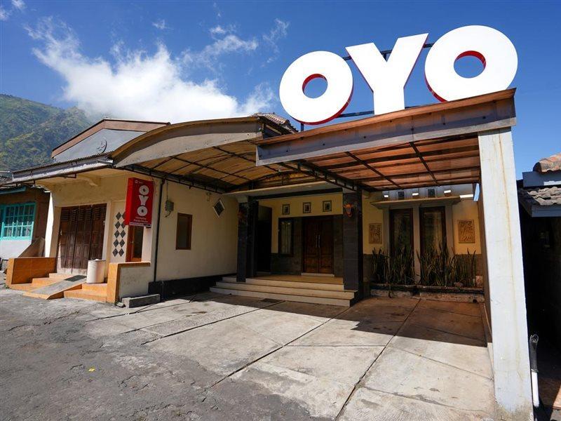 ברומו Oyo 1087 Homestay Potato House מראה חיצוני תמונה