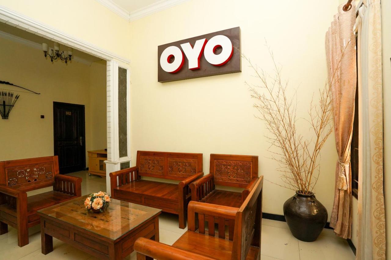 ברומו Oyo 1087 Homestay Potato House מראה חיצוני תמונה