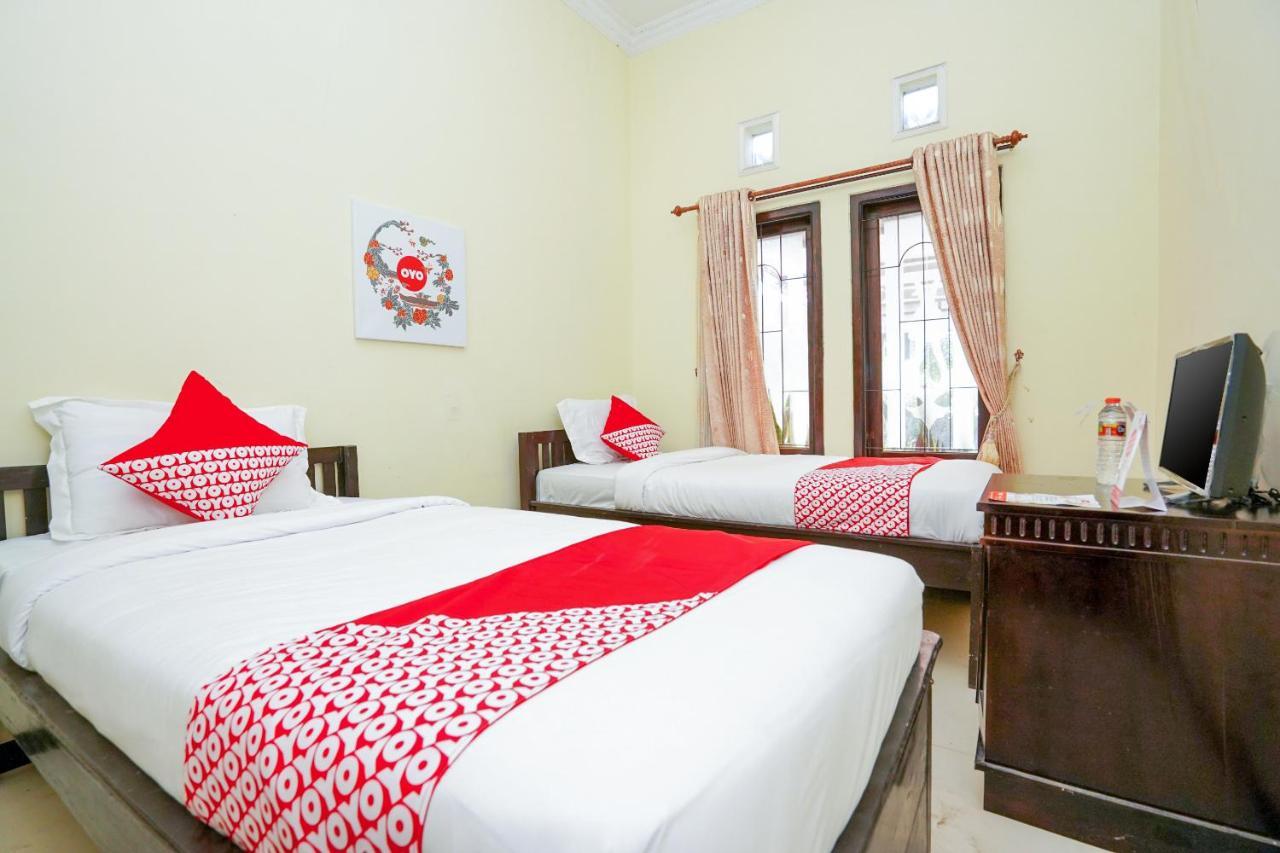 ברומו Oyo 1087 Homestay Potato House מראה חיצוני תמונה