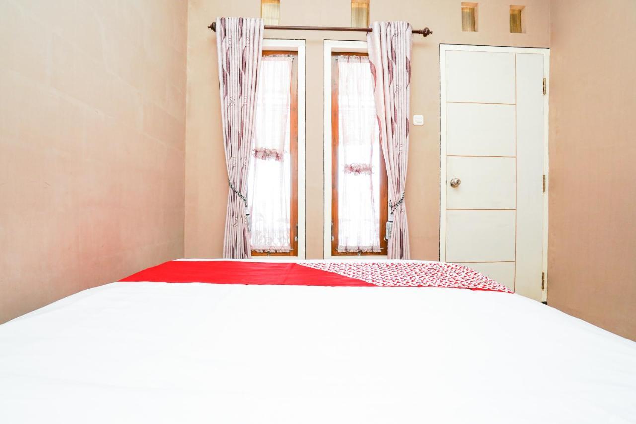 ברומו Oyo 1087 Homestay Potato House מראה חיצוני תמונה